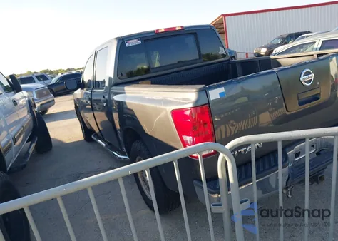 2005 Nissan Titan Xe z USA, uszkodzony, nr VIN 1N6BA07A55N546613